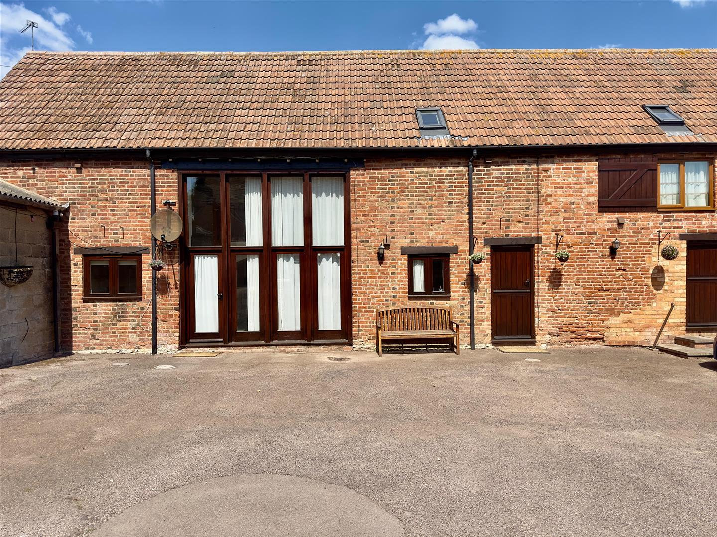 Bills Included! Ridgeway Lane, Ufton